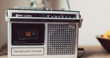 Écouter la radio en ligne en 2021 : quels avantages ? Écouter la radio en ligne en 2021 : quels avantages ?